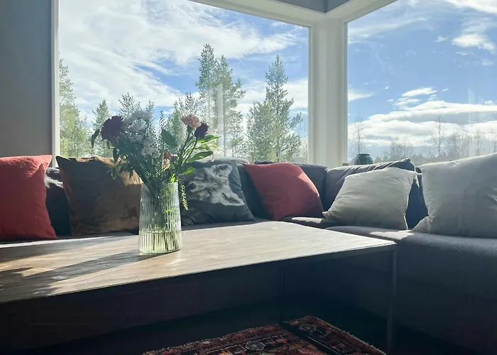 With Mountain View Near Totak * Rauland